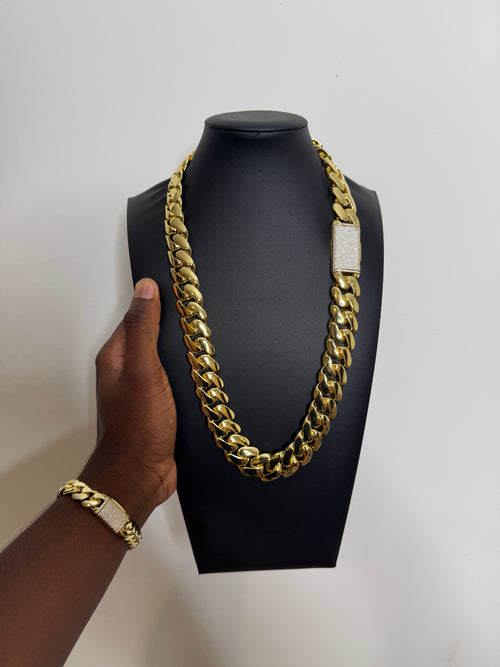 18-22mm Cuban Link Chain and Bracelet with Diamond Clasp Set in Gold and Rose Gold